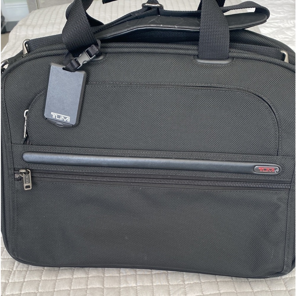 Tumi Ballistic Nylon expandable Briefcase/Travel Bag As NEW